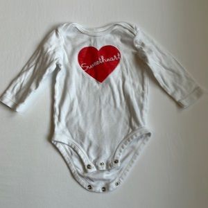 Carter's Baby Girl Sweetheart Valentine's Day Onesie Size 9 Months